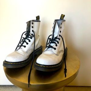 WHITE DOC MARTEN 1460